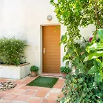 Petit Mas Calme Typique Du Sud ! Nyaraló