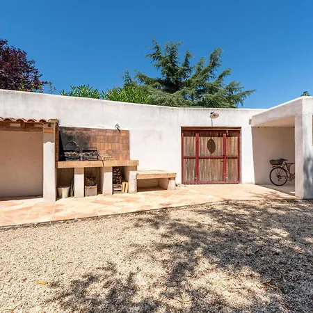 Holiday home Petit Mas Typique Avec Piscine ! *
